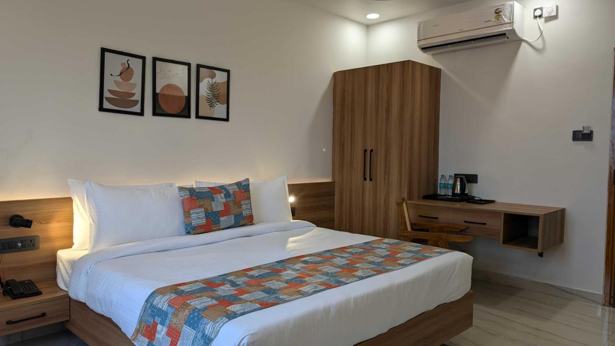 Hotel O Vasu Palace Ayodhya Exteriér fotografie